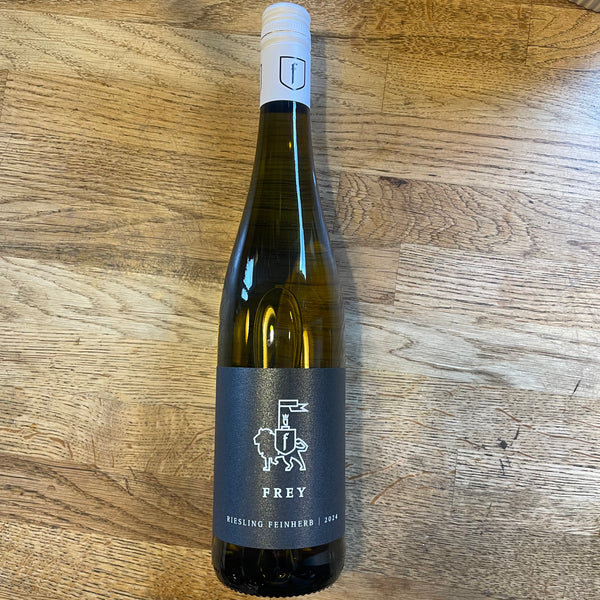 Riesling 'Feinherb', Weingut Frey, 2021, Germany (o) (v)