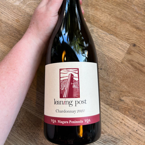 Leaning Post, Chardonnay, 2021, Niagara, Canada (s)