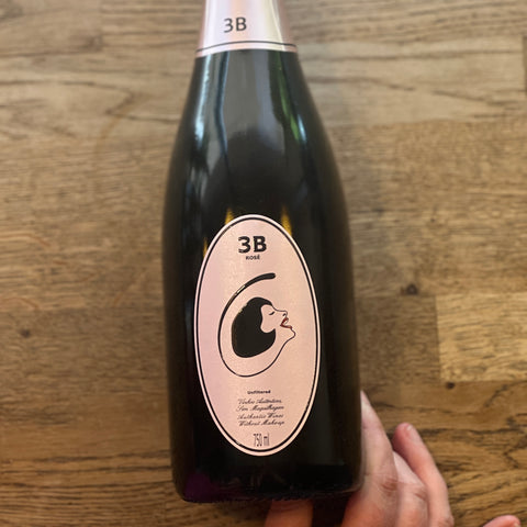 3B Extra Brut Sparkling Rosé, Filipa Pato, NV, Portugal