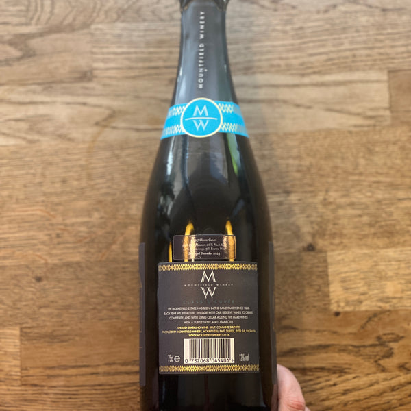 Classic Cuvee NV, Mountfeild Winery, England