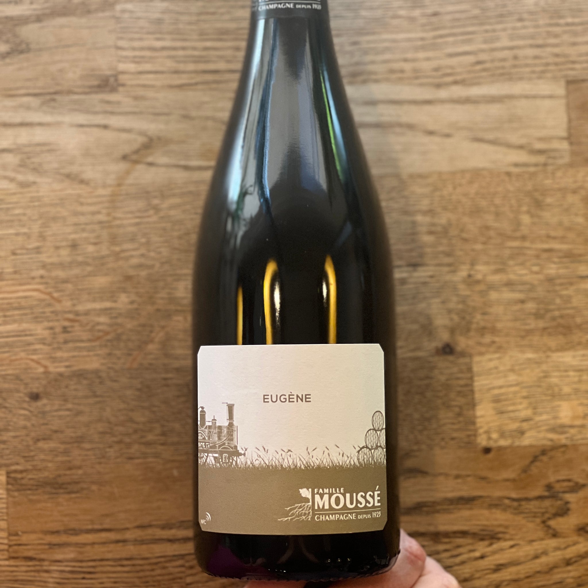 Famille Moussé Eugene, Extra Brut, Blanc de Noir, NV, France (o)