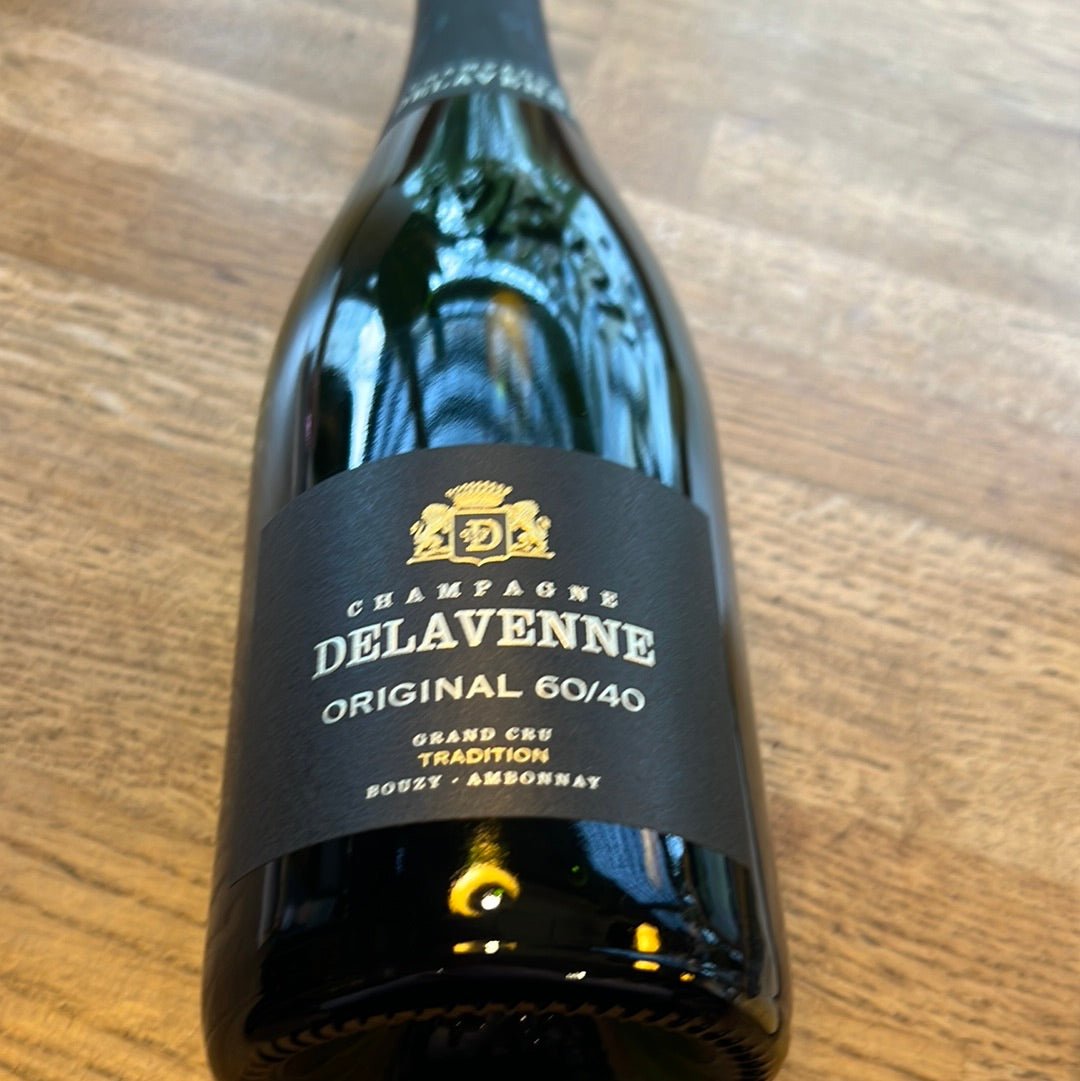 Delavenne, Pinot Noir/Chardonnay, NV, France - Vindinista