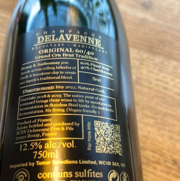 Delavenne, Pinot Noir/Chardonnay, NV, France - Vindinista