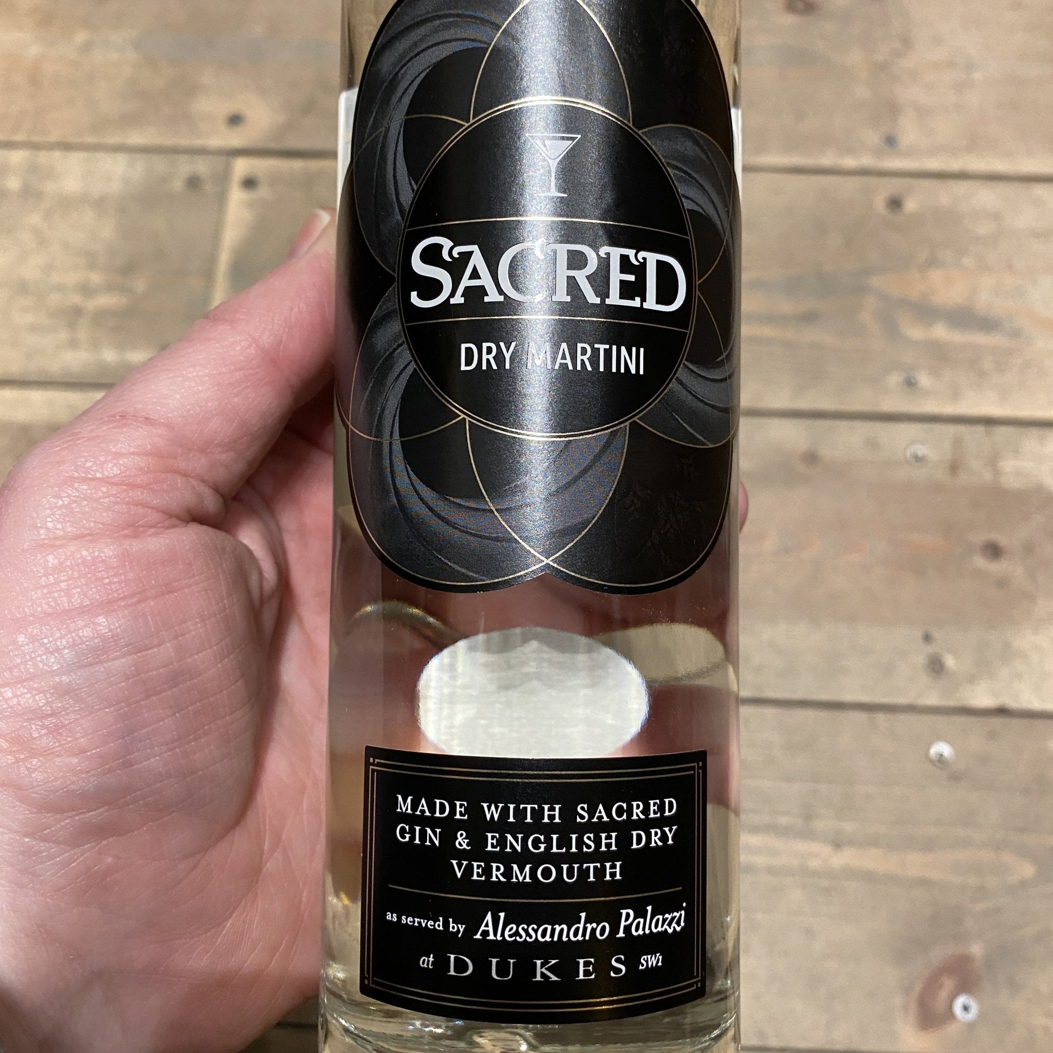 Sacred Dry Martini - Vindinista