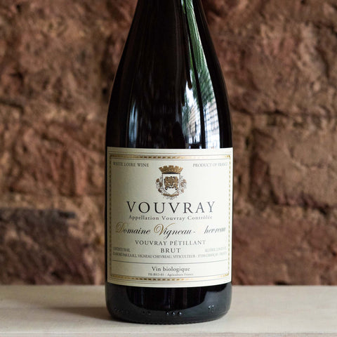 Vouvray Petillant Brut NV, Vigneau-Chevreau, France - Vindinista